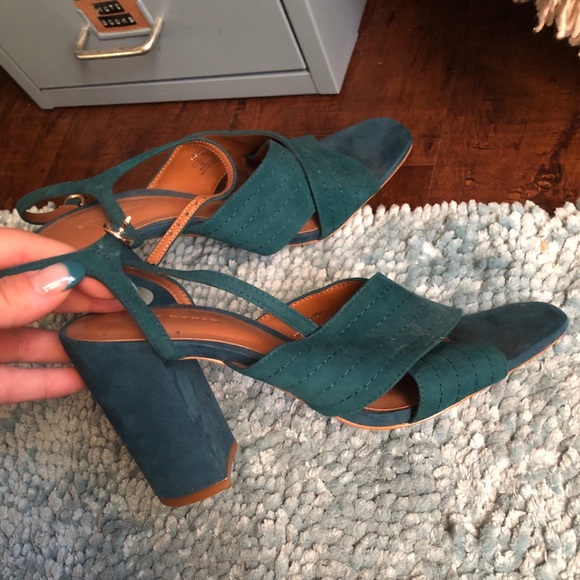 ZARA Shoes size 7 - Picture 1 of 3